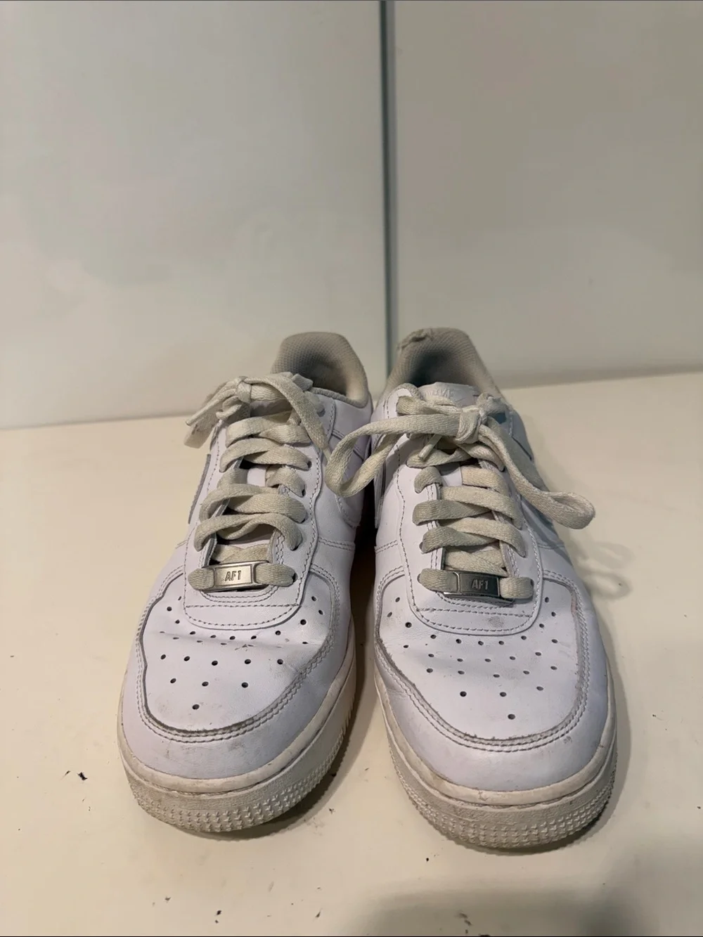 Nike Air Force one White Low-Top Athletic Sneakers women’s 8 AF1